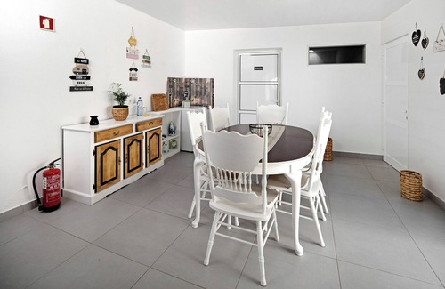 Porto Judeu Casa | Casa de vacaciones 'Caminho Da Esperança' con jardín privado y Wi-Fi