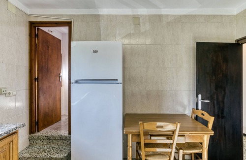 Capmany Casa | Casa de vacaciones 'Can Picola' con vistas a la montaña, terraza privada y Wi-Fi