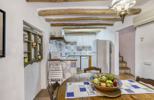 Montiro Casa | Casa de vacaciones 'Can Roca' con terraza privada, Wi-Fi y aire acondicionado