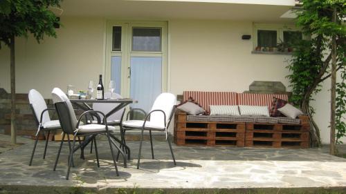 Barolo Casa | Holiday Home Cannubi in Barolo