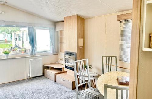 Forfar Casa | Holiday Home caravan LOCHLANDS Forfar