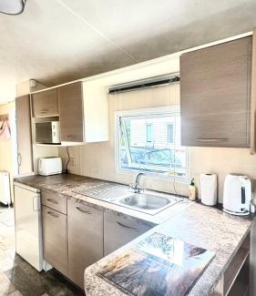 Forfar Casa | Holiday Home caravan LOCHLANDS Forfar