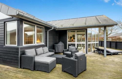 Sjaelborg Casa | Holiday Home Carlie - 250m to the fjord by Interhome