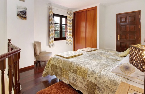 Camacha Casa | Casa de vacaciones "Casa Amor Perfeito" con vistas a la montaña, jardín y Wi-Fi