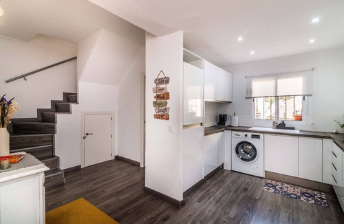 Urbanización Pinos Verdes Casa | 'Casa Anna' con jardín y Wi-Fi