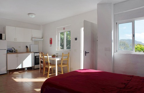 Mogan Apartamento | Casa de vacaciones "Casa Cactus" con vistas a la montaña, piscina y Wi-Fi