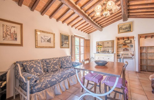 Palazzina Casa | Casa de vacaciones que admite mascotas 'Casa Crevole di Martina' con jardín y Wi-Fi