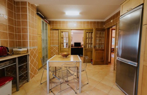 Quiaios Casa | Casa de vacaciones 'Casa Das Camarinhas' con vistas al mar, piscina privada y Wi-Fi