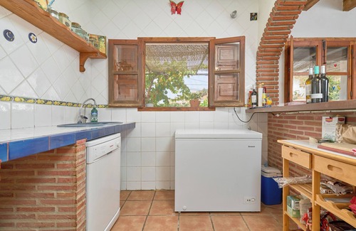 Canillas de Aceituno Casa | 'Casa del Río' con vistas a la montaña y piscina