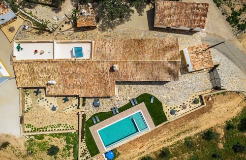 Loule Casa | Casa de vacaciones 'Casa Do Avô - Vale Luís Neto' con vistas a la montaña y aire acondicionado
