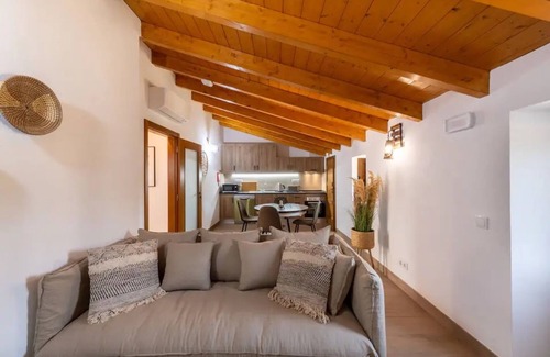 Loule Casa | Casa de vacaciones 'Casa Do Poço - Vale Luís Neto' con vistas a la montaña y aire acondicionado