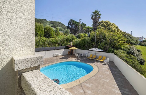 Caminha Casa | Casa de vacaciones 'Casa Dona Lola' con vistas al mar, piscina privada y Wi-Fi