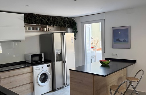 Punta Umbria Casa | Casa vacacional 'Casa Alhamar' con piscina privada, Wi-Fi y aire acondicionado