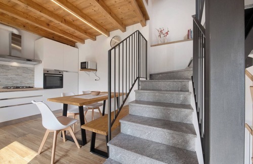Erve Casa | Casa de vacaciones 'Casa Il Butto' con vistas a la montaña, jardín compartido y balcón