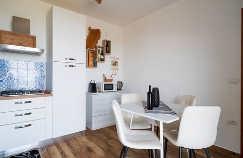 Jerzu Casa | Casa de vacaciones "Casa Jerzu S'Essia De Su Santu" con vistas al mar, jardín y Wi-Fi