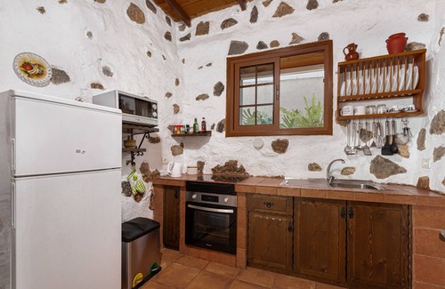 Ingenio Casa | Casa de vacaciones "Casa Las Toscas" con vistas a la montaña, piscina y Wi-Fi
