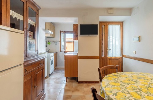 San Marcello Piteglio Casa | Casa de vacaciones 'Casa Mary' con vistas a la montaña y jardín privado
