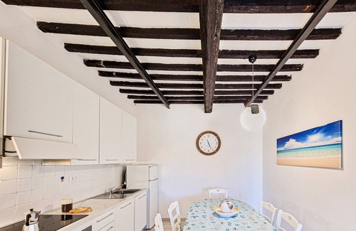Bagnaia Casa | Casa de vacaciones 'Casa Marisa' con terraza privada, balcón y aire acondicionado