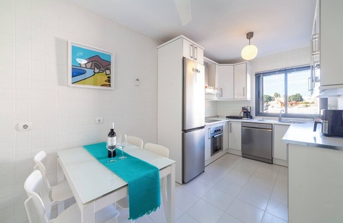 Retamar Casa | Casa de vacaciones "Casa Minuni" con vistas al mar, terraza, balcón, aire acondicionado y Wi-Fi
