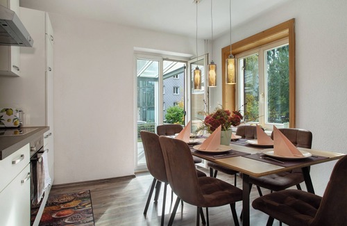 Bregenz Casa | Casa de vacaciones 'Casa Orazio Haus In Bregenz' con terraza privada, jardín privado y Wi-Fi