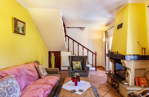 Camacha Casa | Casa de vacaciones "Casa Pinheiro" con vistas a la montaña, jardín y Wi-Fi