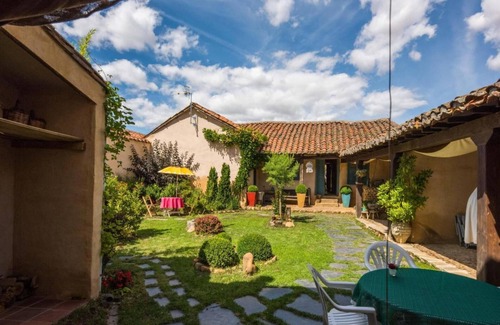 Villamejil Casa | Casa de vacaciones 'Casa Rural La Cepedana' con terraza privada, jardín privado y Wi-Fi