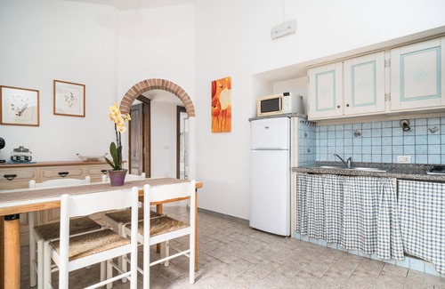 Orosei Casa | Casa de vacaciones 'Casa Su Barone' con terraza privada, jardín privado y aire acondicionado.