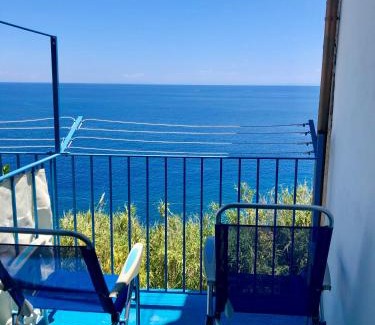 Canneto Casa | Holiday Home Case Blu