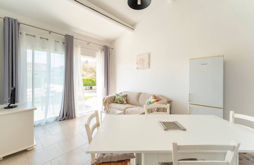 Aubignan Casa | Casa de vacaciones 'Céline' con piscina privada, Wi-Fi y aire acondicionado