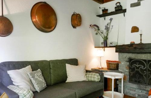 Blenio Casa | Holiday Home Chalet Al Portic by Interhome
