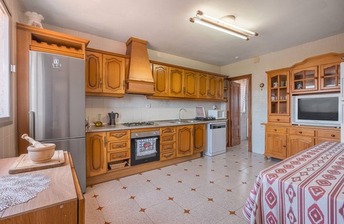 Lanjarón Casa | Casa de vacaciones 'Chalet Venta Del Aire' con vistas a la montaña, Wi-Fi y aire acondicionado