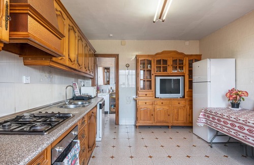 Lanjarón Casa | Casa de vacaciones 'Chalet Venta Del Aire' con vistas a la montaña, Wi-Fi y aire acondicionado