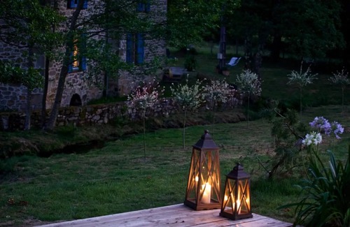Auriac Casa | Casa de vacaciones 'Charmant Moulin De Selves' con jardín privado, balcón y Wi-Fi