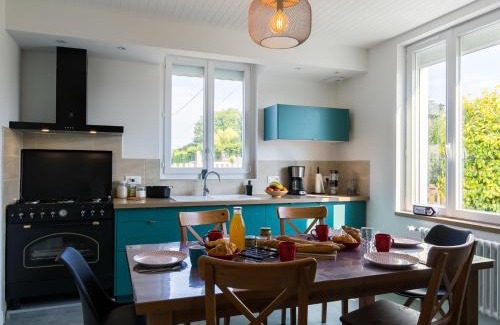 Plougasnou Casa | Holiday Home Chez Pascaline by Interhome