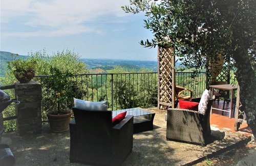 Greve in Chianti Casa | Holiday Home Chiesa by Interhome