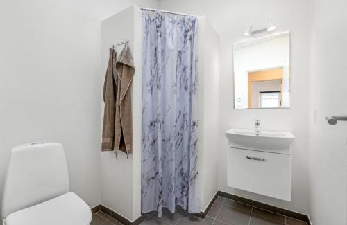 Nørre Lyngvig Casa | Holiday Home Clarabelle - 1-2km from the sea by Interhome