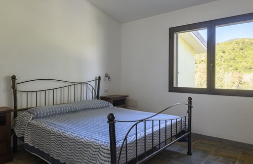Elini Casa | Casa de vacaciones 'Corongiu 1' con vistas a la montaña, terraza privada y jardín compartido