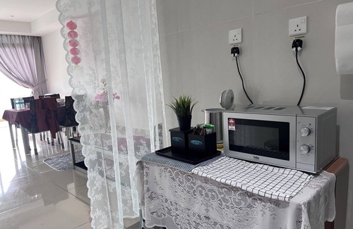 Taman Century Apartamento | HOLIDAY HOME@D'Esplanade KSL in Johore Bahru, 45 minutes to SINGAPORE.