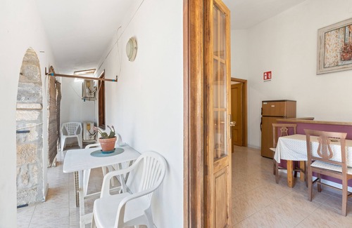 Scano di Montiferro Casa | Casa Vacaciones 'Dimora' con Vista a la Montaña, Wi-Fi y Aire Acondicionado