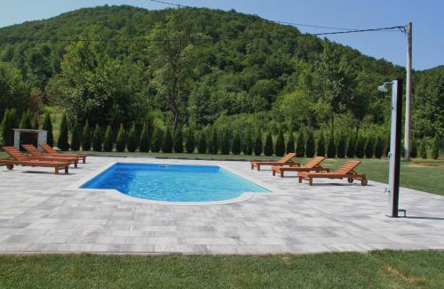 Otocac Casa | Holiday Home Dalija