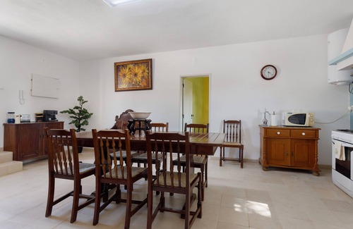 Alenquer Casa | Casa de vacaciones 'Das Cores' con vistas a la montaña, piscina compartida y Wi-Fi