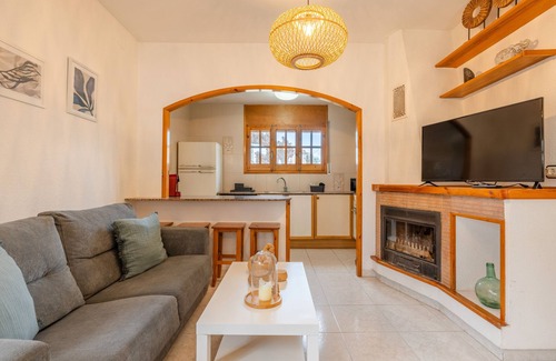 Alcanar Casa | Casa de vacaciones 'Deltabahia' con piscina compartida, Wi-Fi y aire acondicionado