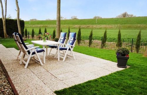 Brouwershaven Casa | Holiday Home Den Osse by Interhome