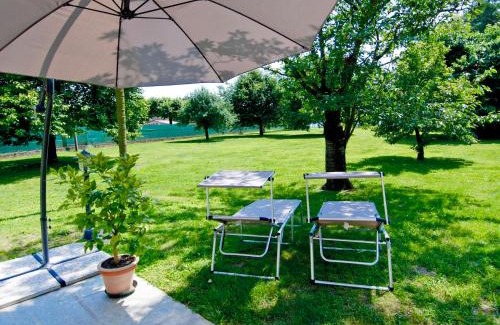Pettenasco Casa | Holiday Home di Pipot by Interhome
