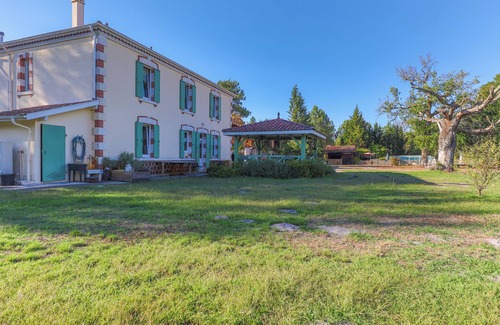 Trensacq Casa | Casa de vacaciones 'Domaine Les Maisons Des Houssats' con piscina compartida, terraza y Wi-Fi