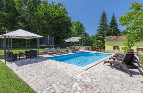 Sveta Nedelja Casa | Holiday Home Donada by Interhome