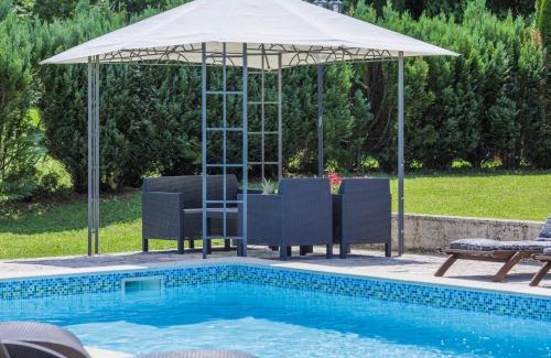 Sveta Nedelja Casa | Holiday Home Donada by Interhome