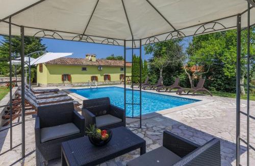 Sveta Nedelja Casa | Holiday Home Donada by Interhome
