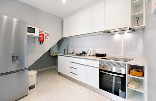 Sao Roque Casa | Casa de vacaciones 'Dream View' con vistas al mar, terraza privada y Wi-Fi