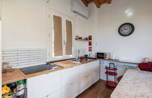 Colle di Compito Casa | Casa de vacaciones 'Dulù - Luminoso Spazio' con jardín compartido, balcón y Wi-Fi